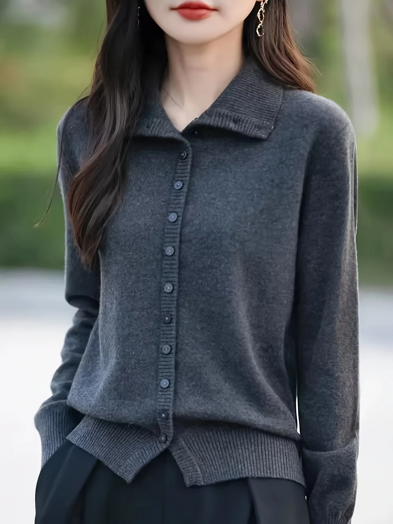 New Fine-Spun Autumn/Winter Fashionable High-End Versatile High-Neck Single-Breasted Hair Needle Sweater - 图片 7