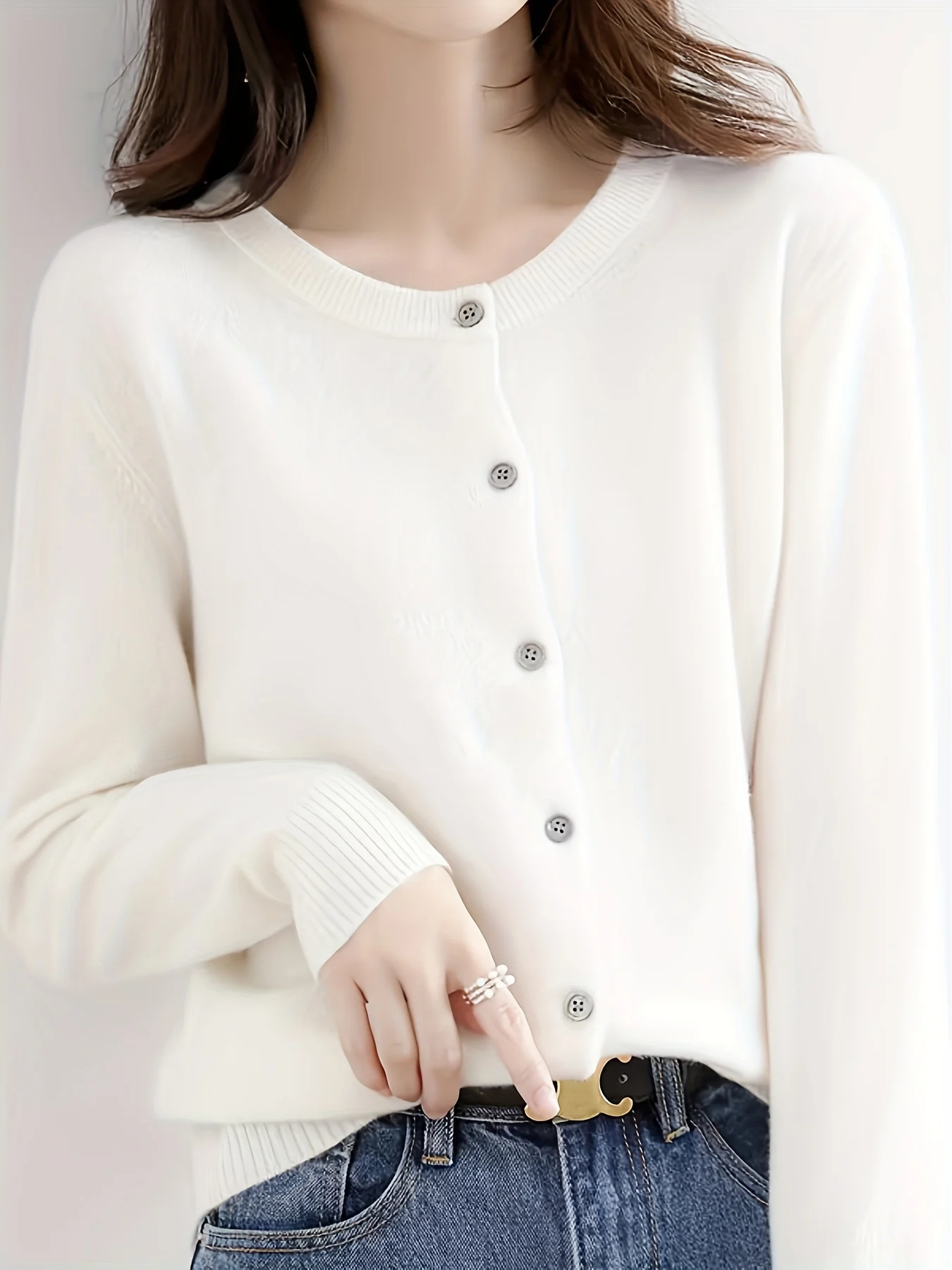 New Fine-Spun Cardigan for Women, a Light And Sweet Outer Layer, Loose-Fitting with Long Sleeves - 图片 2