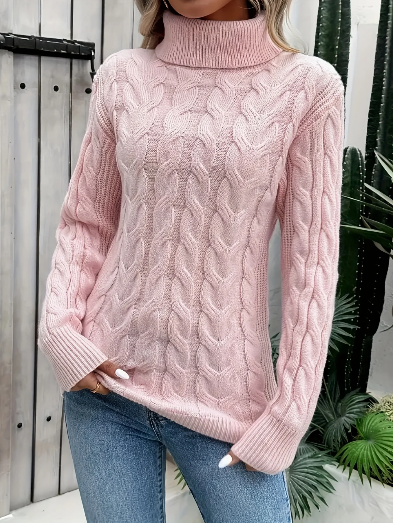 Chic Cable Knit Turtleneck Sweater for Women - Casual Long Sleeve, High Stretch, Solid Color Pullover - 图片 2
