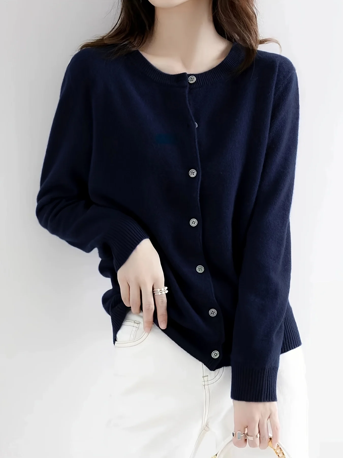 New Fine-Spun Cardigan for Women, a Light And Sweet Outer Layer, Loose-Fitting with Long Sleeves - 图片 9