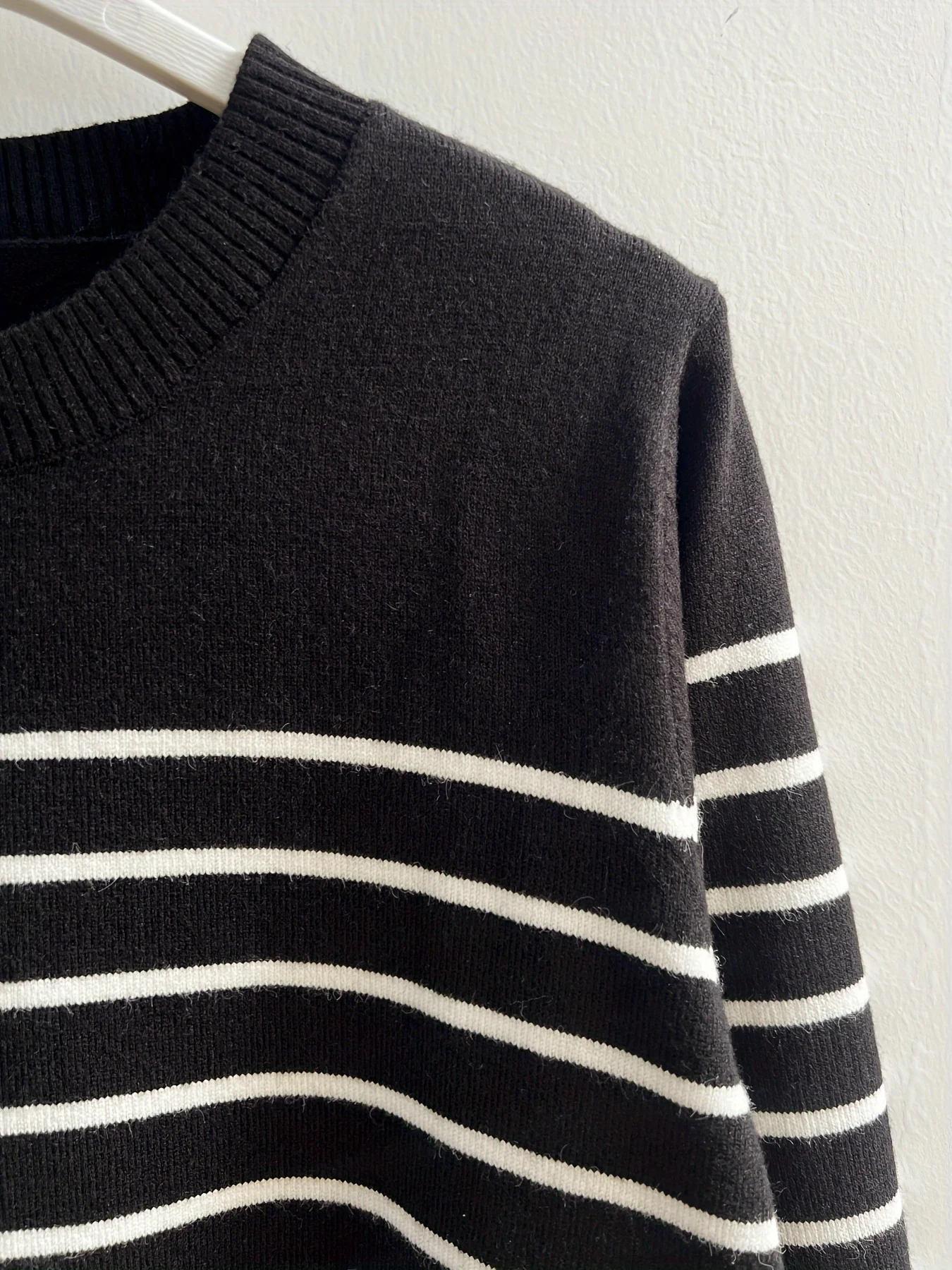 Striped Crew Neck Sweater, Casual Long Sleeve Sweater For Fall & Winter, Women's Clothing - 图片 3