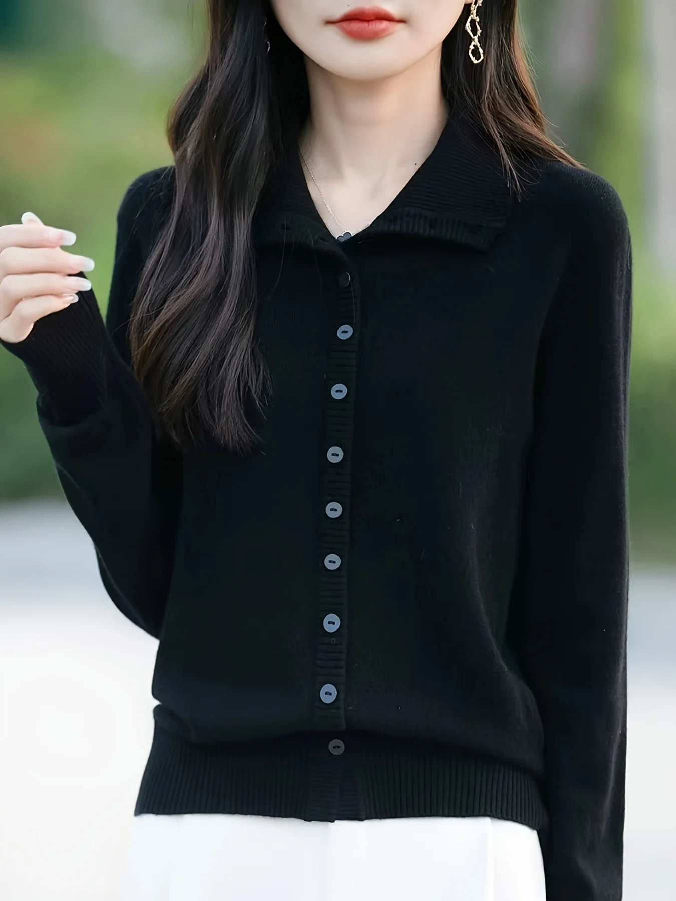 New Fine-Spun Autumn/Winter Fashionable High-End Versatile High-Neck Single-Breasted Hair Needle Sweater - 图片 9