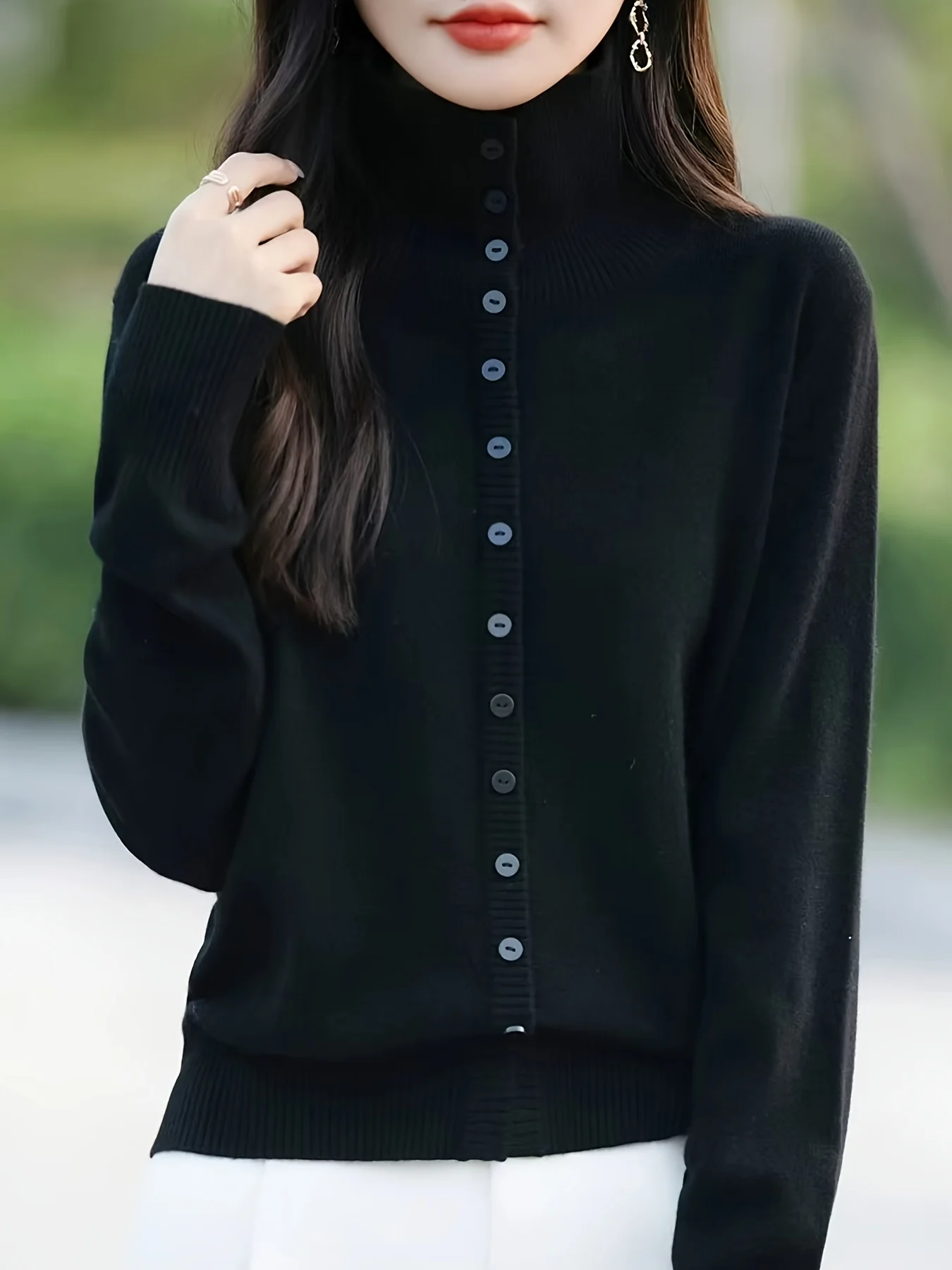 New Fine-Spun Autumn/Winter Fashionable High-End Versatile High-Neck Single-Breasted Hair Needle Sweater - 图片 2