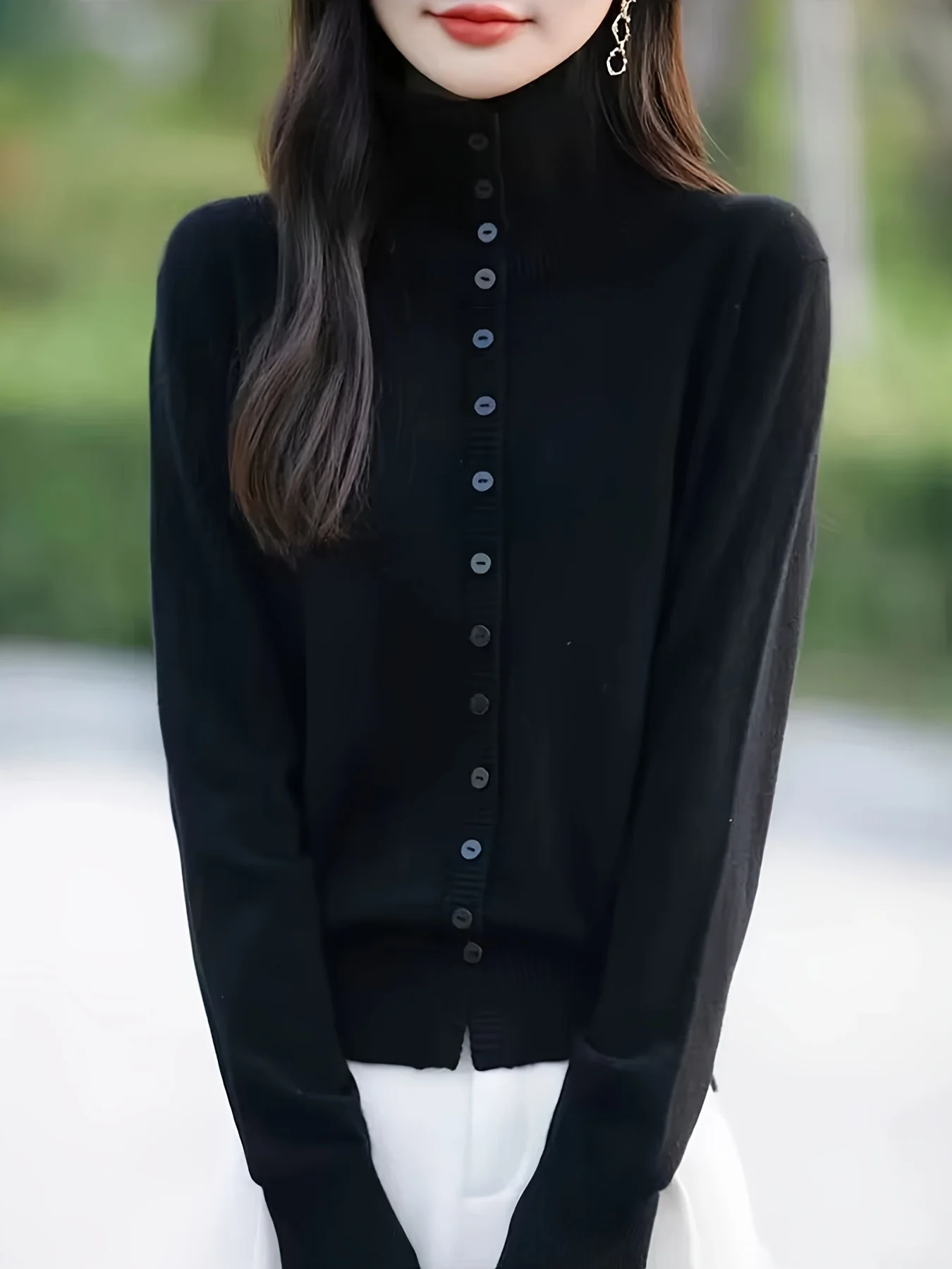 New Fine-Spun Autumn/Winter Fashionable High-End Versatile High-Neck Single-Breasted Hair Needle Sweater - 图片 6