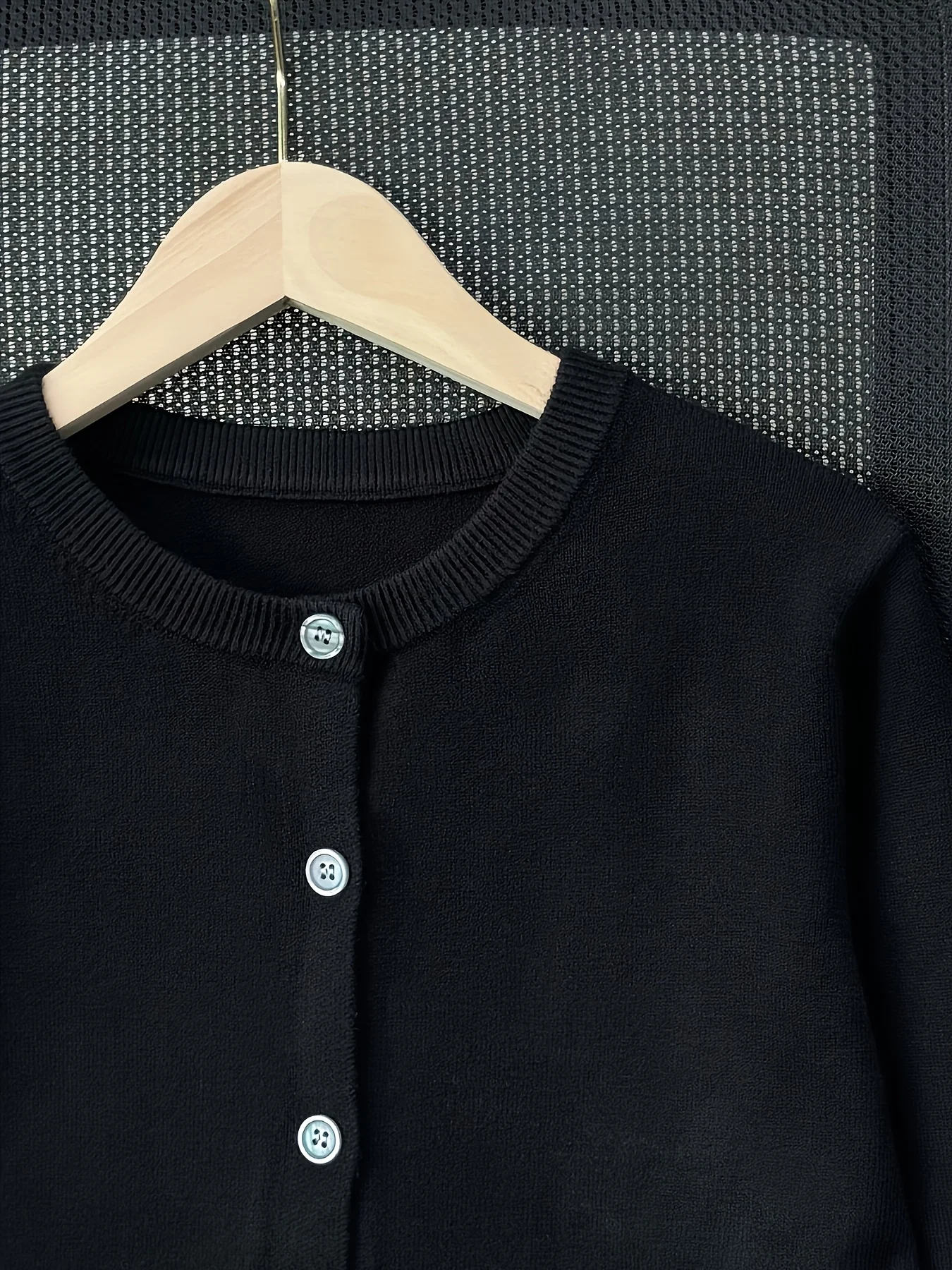 New Fine-Spun Cardigan for Women, a Light And Sweet Outer Layer, Loose-Fitting with Long Sleeves - 图片 12