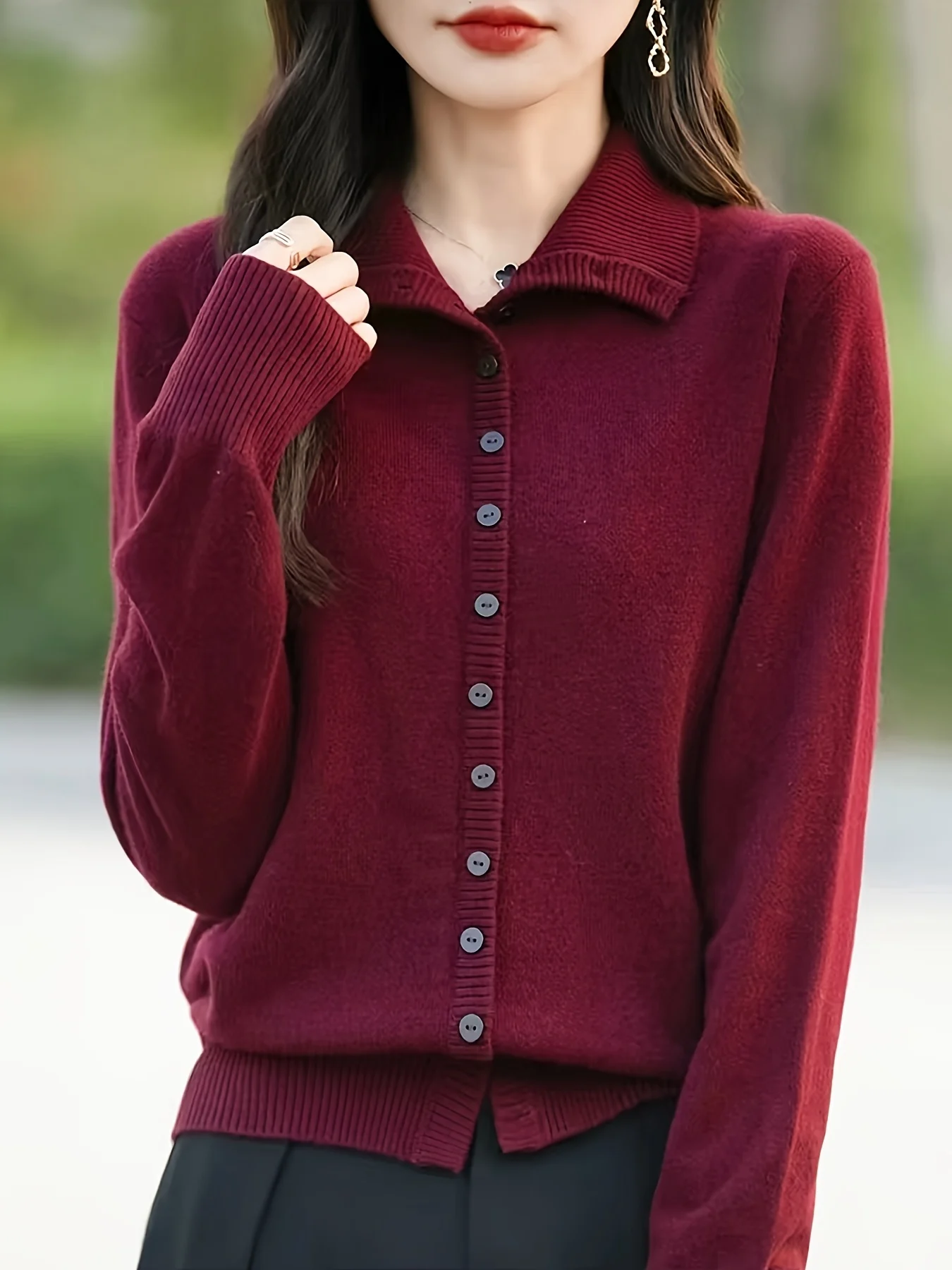 New Fine-Spun Autumn/Winter Fashionable High-End Versatile High-Neck Single-Breasted Hair Needle Sweater - 图片 10
