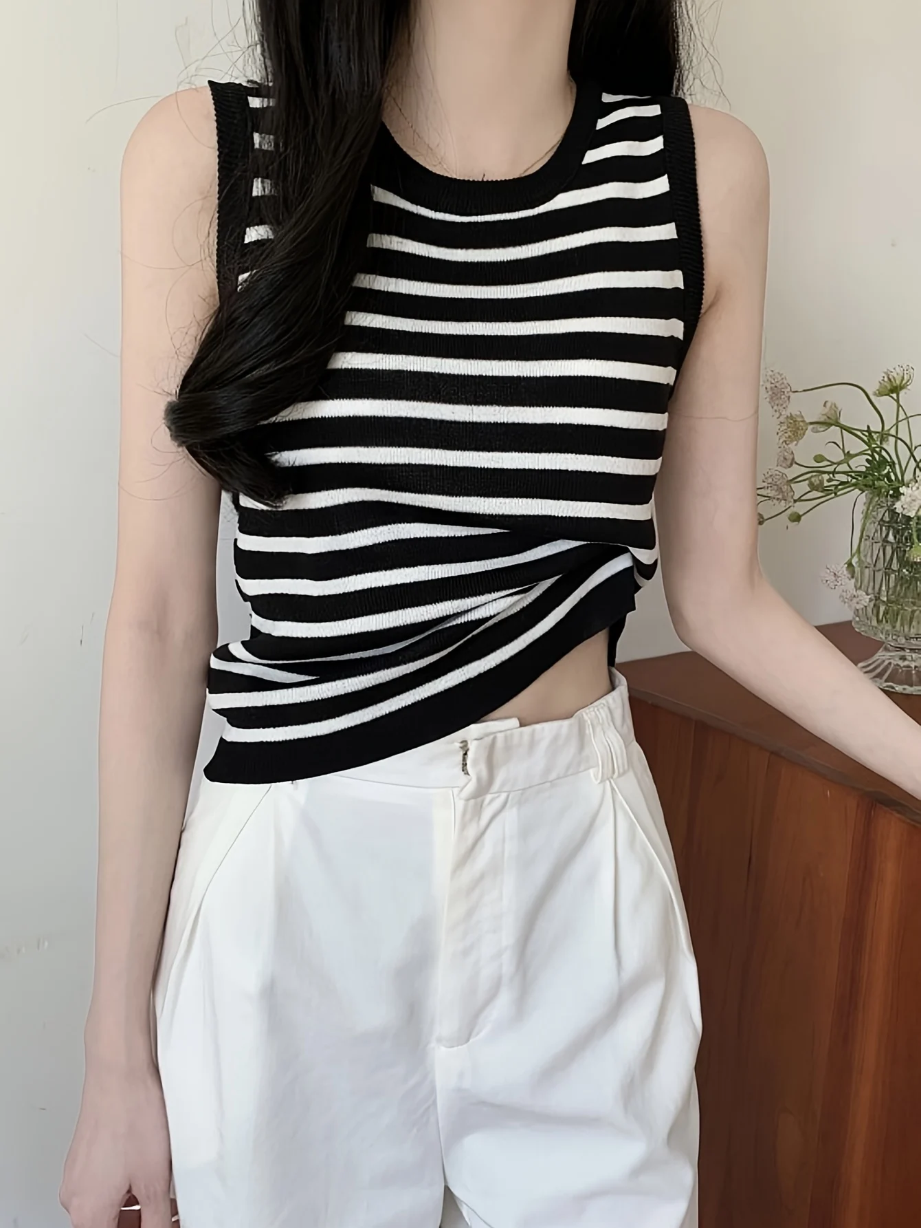 Vintage Striped Sleeveless Crop Top for Summer, Perfect for Layering Or Wearing Alone - 图片 10